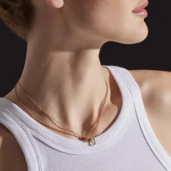 HUXLEY 18K GOLD COIL LINK PENDANT