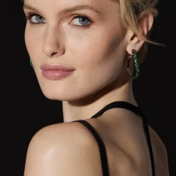 JULIAN 18K GOLD AND GREEN EMERALD CURVED HOOP EARRINGS