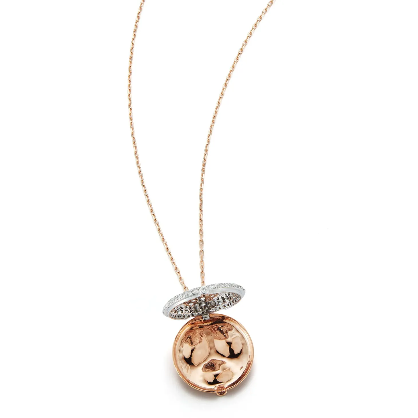 OC X WF 18K LARGE DIAMOND PEBBLE LOCKET