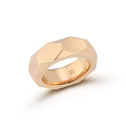 QUENTIN 18K GOLD FACETED HEXAGON PATTERN BAND RING