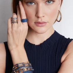 SAXON 18K GOLD AND ALL BLUE SAPPHIRE FLAT CHAIN LINK RING